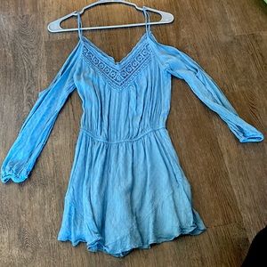 3/4 sleeve shoulder cutout romper size xs, soft lightweight fabric